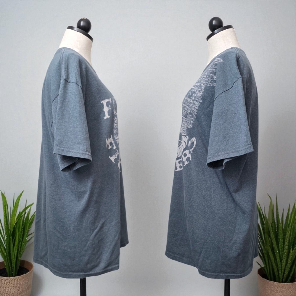Foo Fighters Rock-n-Roll Blue Gray Graphic Tee with Winged Design Logo Unisex - Picture 3 of 5